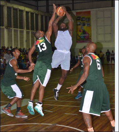 surinaamse basketbalselectie wint