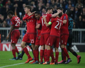 Bayern walst over Olympiakos heen