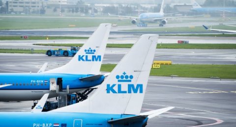 KLM neemt weer