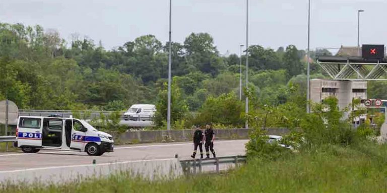 14-Gewonde-Franse-agenten-buitenlevensgevaar