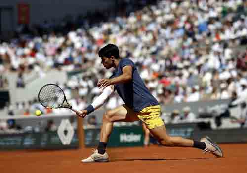 Alcaraz-in-extase-na-Roland-Garros