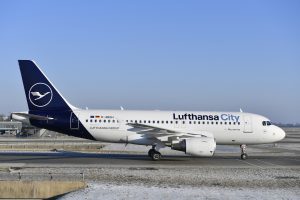 12.00 uur Europese Commissie onderzoekt coronasteun Lufthansa