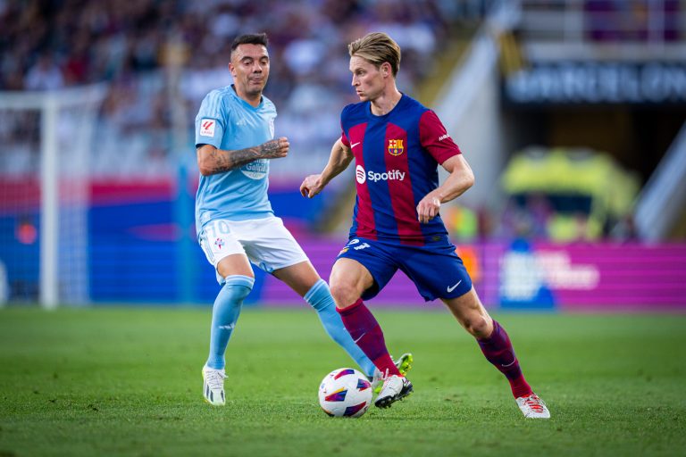 (13.00 uur) Frenkie de Jong niet mee op trainingskamp Barcelona