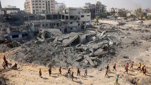 2 (23.00 uur) Israeli military retreats from northern Gaza