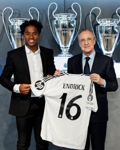 23.00 Endrick in tranen tijdens Real Madrid