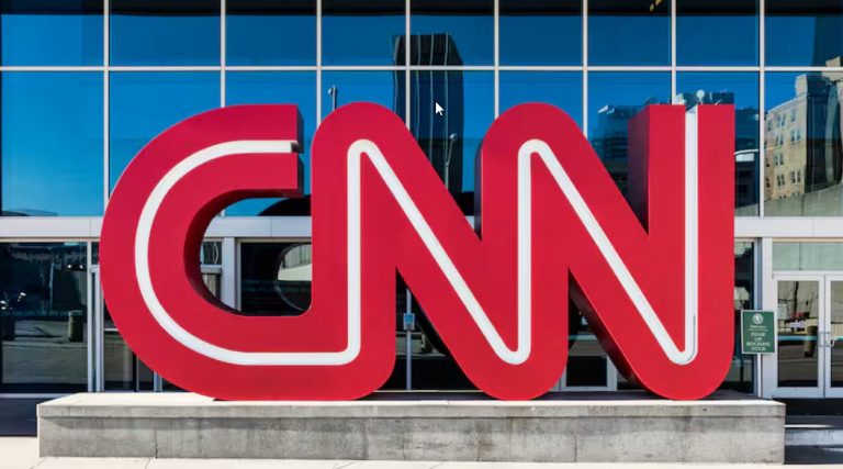 CNN komt met betaalde streamingdienst en schrapt banen