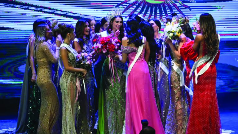 Miss Universe Netherland voor het eerst vrouw met kind