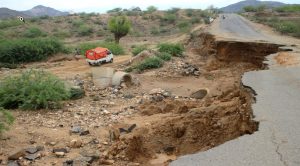 1 (20.00 uur) Floods in Yemen kill nearly 100 people