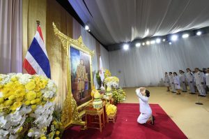 3 (15.00 uur) Thailand’s king endorses Paetongtarn Shinawatra as new prime minister