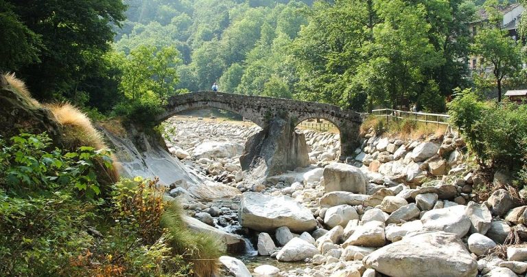 5 (17.00 uur) Verdwaald Belgisch gezin teruggevonden in Italiaanse bossen