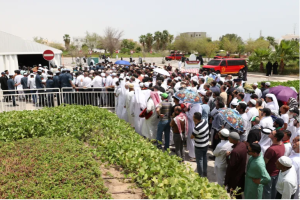 6 (18.00 uur) Thousands mourn Hamas leader Ismail Haniyeh at funeral prayer