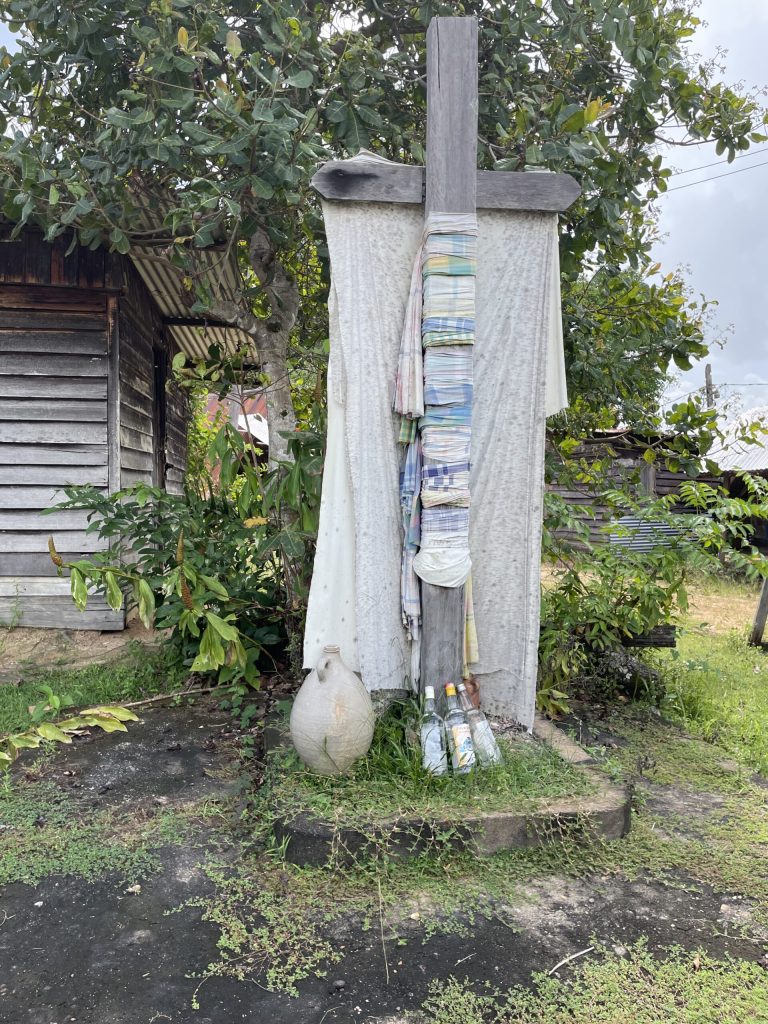 2 (02.00 uur) Monument van Fort Boekoewordt onthuld op 20 september RJ