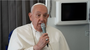 2 (16.00 uur)Pope Francis criticizes Trump and Harris and says voters must choose