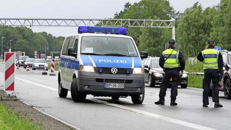 3 Duitsland wil grenscontroles bij alle landsgrenzen instellen