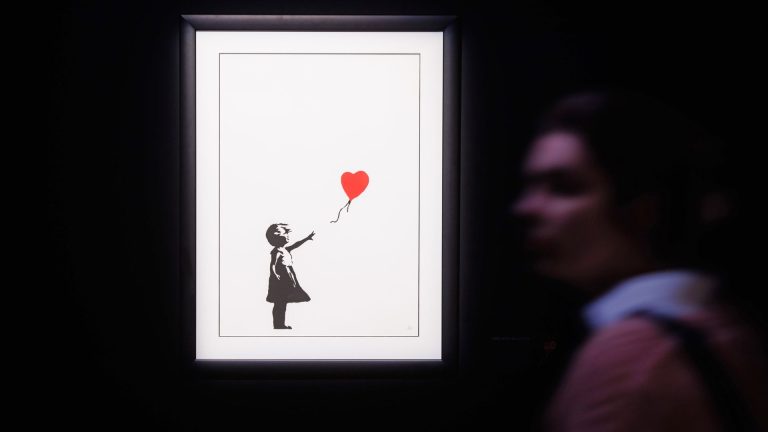 7 Twee mannen aangeklaagd na diefstal beroemde Banksy in Londen