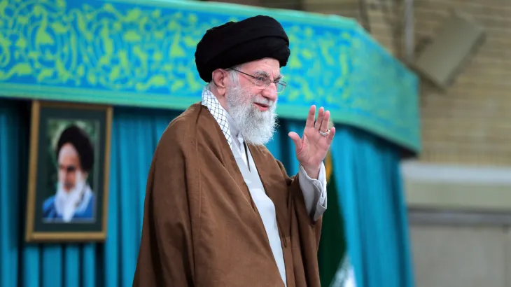 5 (01.00 uur) Khamenei warns Israel, US of ‘crushing response’ for actions against Iran