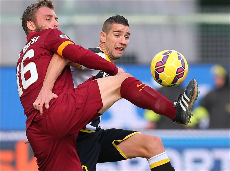 AS Roma wint