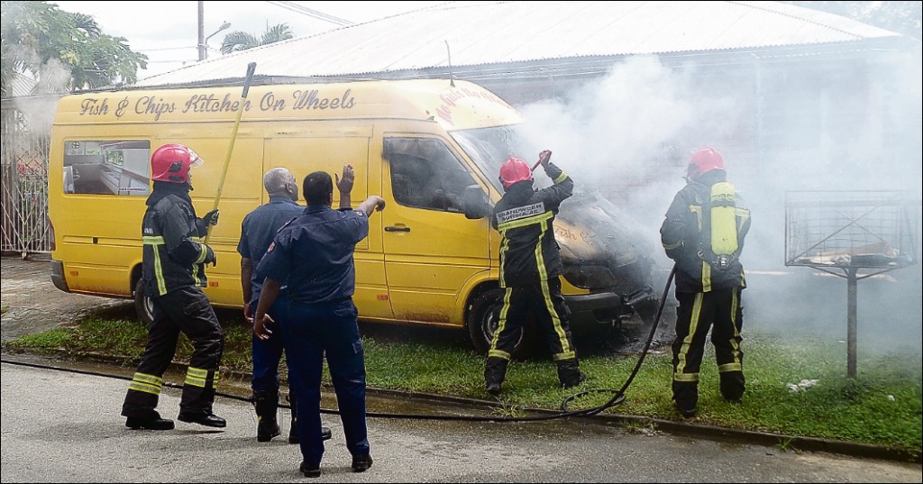 busje in brand