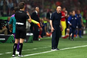 ATHENS, GREECE - MAY 29: Vincenzo Italiano, Head Coach of ACF Fiorentina, reacts during the UEFA Europa Conference League 2023/24 final match between Olympiacos FC and ACF Fiorentina at AEK Arena on May 29, 2024 in Athens, Greece. (Photo by Francois Nel/Getty Images)