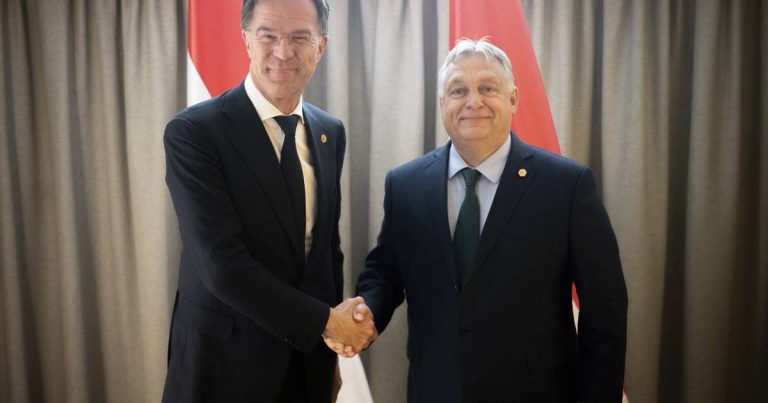 5 Rutte voorzichtig optimistisch over zijn kansen om NAVO-baas te worden na gesprek met Hongaarse premier Orban
