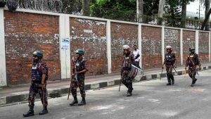 3 (10.00 uur) Honderden mensen vrij na bestorming gevangenis Bangladesh cr.