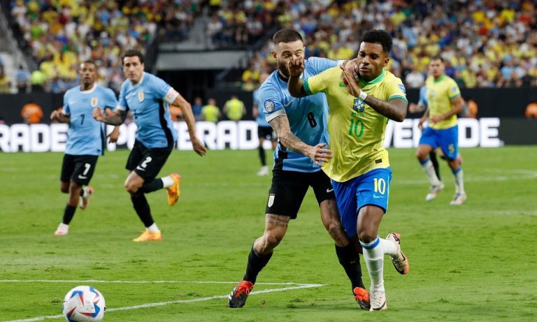 Brazilië eruit gewipt door Uruguay