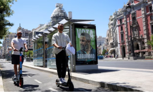 1 (00.00 uur) Madrid moves to ban app-rented e-scooters over safety concerns