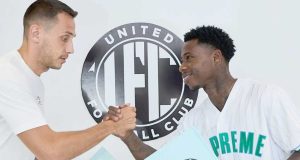 18.00-Promes-gepresenteerd-bij-Dubai-United