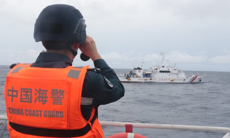 2 (17.00 uur)China Coast Guard monitors Philippine supply mission