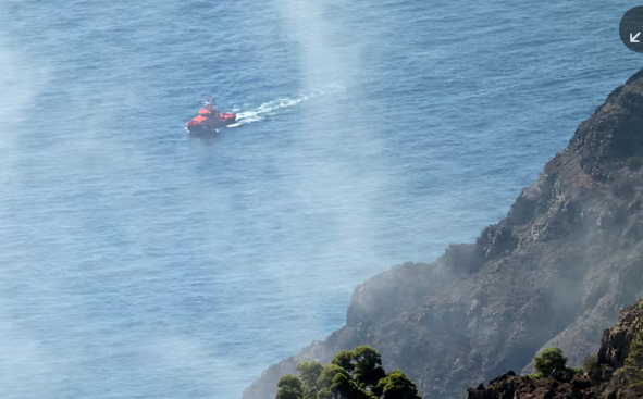 5 (00.00 uur) Nine dead and 48 missing after migrant boat sinks off Canary Islands