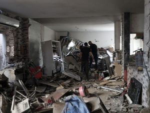 6 (22.00 uur)Leger Israël teruggetrokken uit Jenin, laat ravage achter