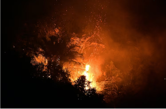 7 (02.00 uur) Brazil experiencing record-breaking wildfires as persistent drought affects the Amazon rainforest