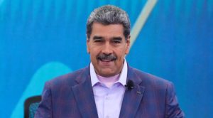 Maduro decrees Christmas will start in October