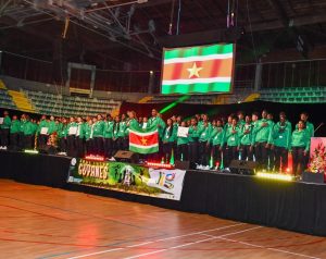 4. (17.00 uur) Suriname onttroond door Frans