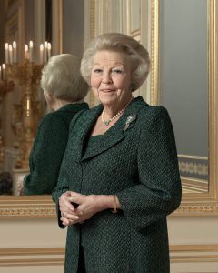 5 (00.00 uur)Prinses Beatrix bezoekt