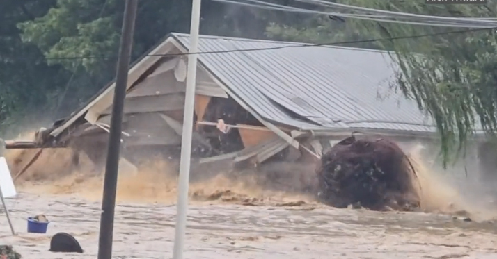 6 (02.00uur)Helene is deadliest mainland US hurricane