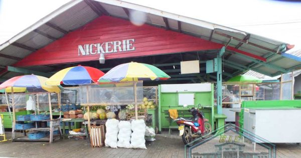 5 renovatie nwbouw-Markt-Nickerie